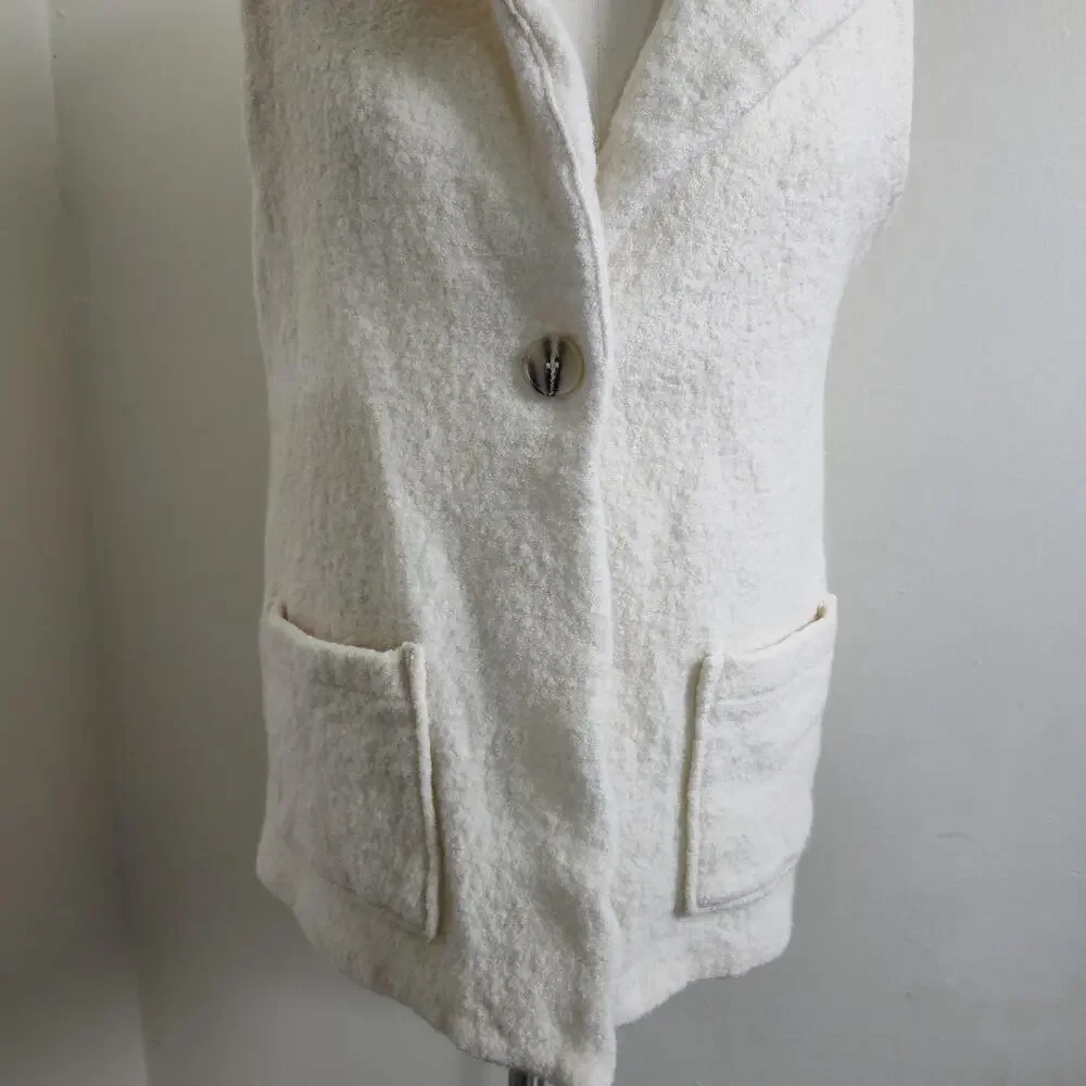 Tahari Vest Women's Large / XL White Wool Blend Collared Button Front Pockets